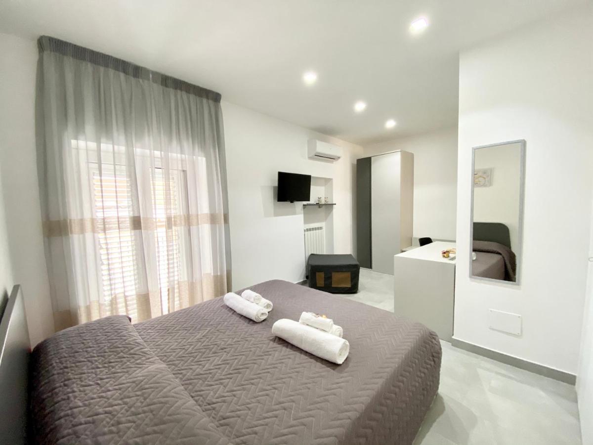 Al Centro Storico Bed & Breakfast กัลตาจีโรเน ภายนอก รูปภาพ