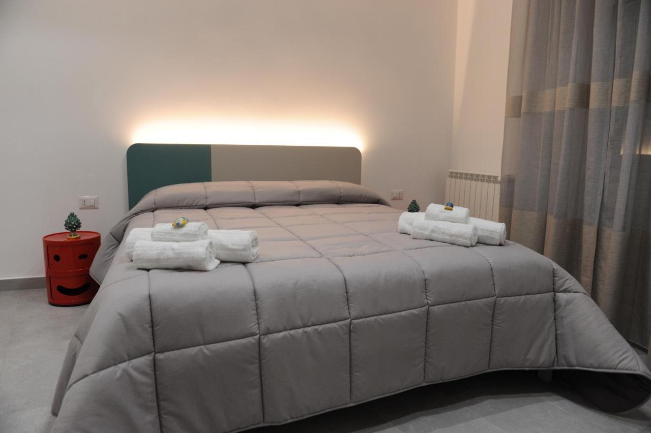 Al Centro Storico Bed & Breakfast กัลตาจีโรเน ภายนอก รูปภาพ